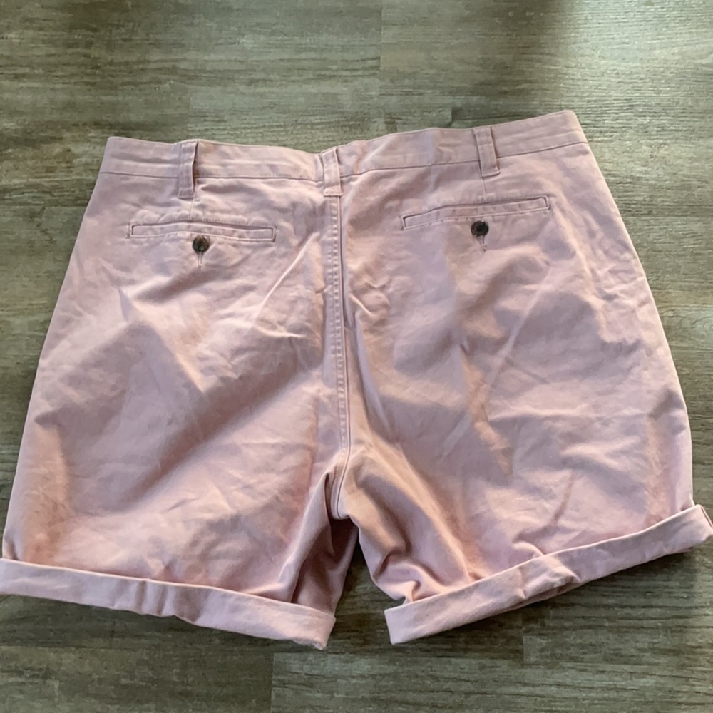 Men’s Shorts - Picture 2 of 3